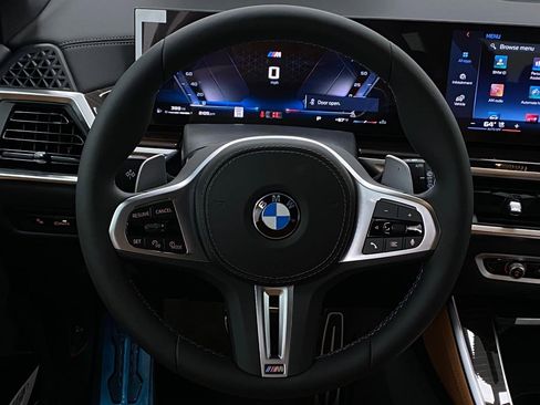 New 2026 BMW X5 M60i image 17