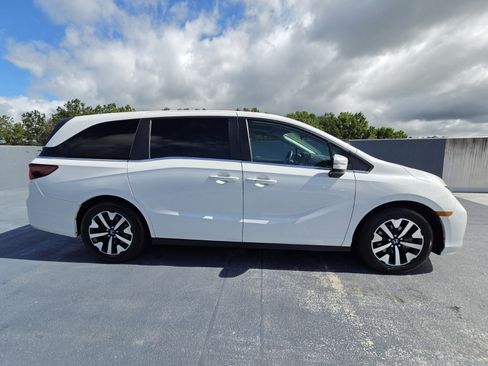 Used 2025 Honda Odyssey EX-L image 6
