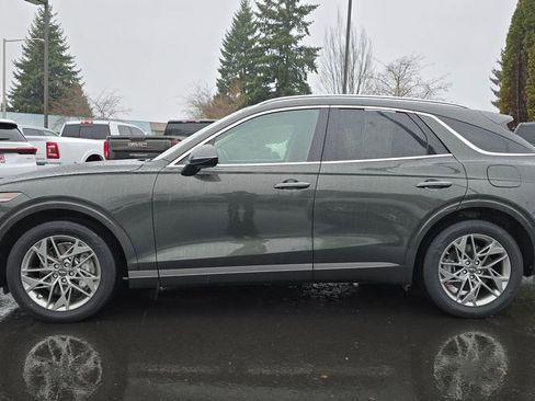 Used 2025 Genesis GV70 2.5T AWD/4WD image 6