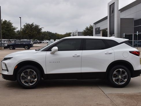 Used 2023 Chevrolet Blazer LT w/ Driver Confidence Package image 12