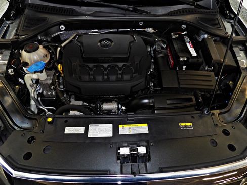 Used 2021 Volkswagen Passat 2.0T S image 22