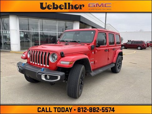 Used 2022 Jeep Wrangler Unlimited Sahara w/ Cold Weather Group image 1