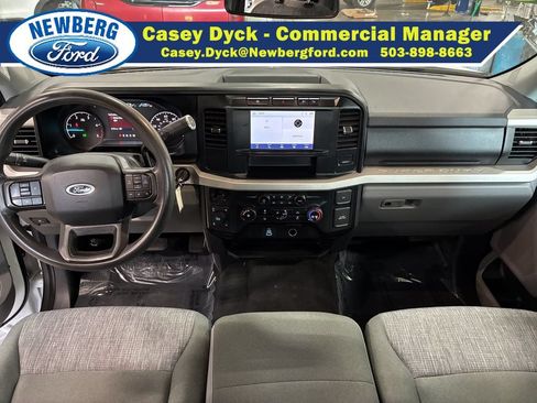 Used 2023 Ford F350 XLT w/ FX4 Off-Road Package AWD/4WD image 18