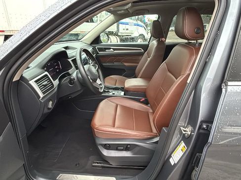 Used 2023 Volkswagen Atlas SE FWD image 26