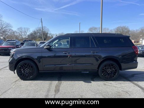 New 2026 Ford Expedition Max Platinum image 4