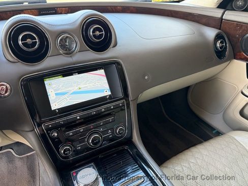 Used 2016 Jaguar XJ L Portfolio image 32