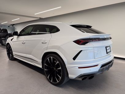Used 2022 Lamborghini Urus