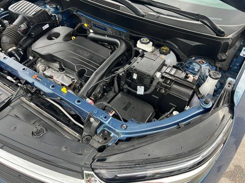 Used 2024 Chevrolet Equinox LT AWD/4WD image 43