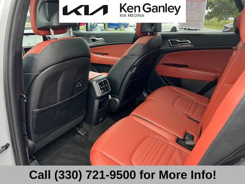 Certified 2023 Kia Sportage SX AWD/4WD image 44