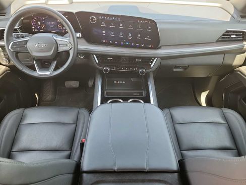 Used 2025 Chevrolet Tahoe Z71 AWD/4WD image 13