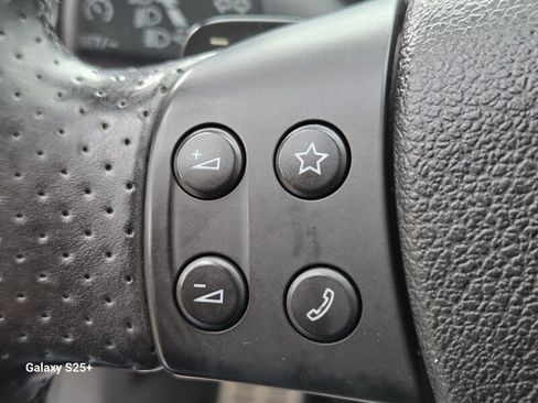 Used 2009 Volkswagen GTI 4-Door FWD image 23