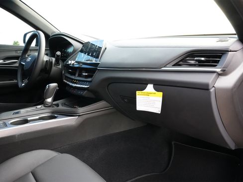 New 2025 Cadillac CT4 Premium Luxury image 30