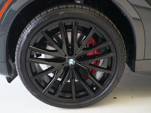 Used 2026 BMW X6 xDrive40i AWD/4WD image 33