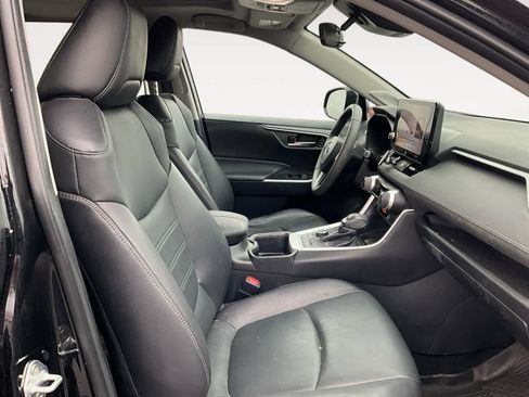 Used 2024 Toyota RAV4 XLE Premium image 16