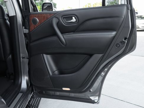 Certified 2018 INFINITI QX80 2WD image 37