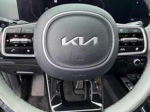 Certified 2024 Kia Sorento SX Prestige w/ Sage Leather Package AWD/4WD image 35