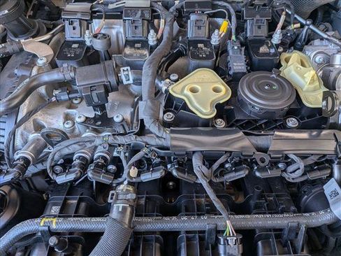 Used 2021 Volkswagen Tiguan SEL Premium R-Line image 23