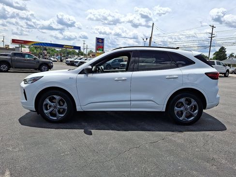 Certified 2023 Ford Escape ST-Line w/ Tech Pack #1 AWD/4WD image 4