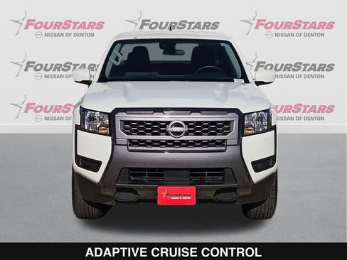 Used 2025 Nissan Frontier SV RWD image 10