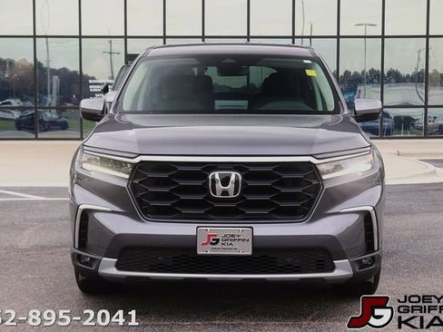 Used 2025 Honda Pilot EX-L image 2
