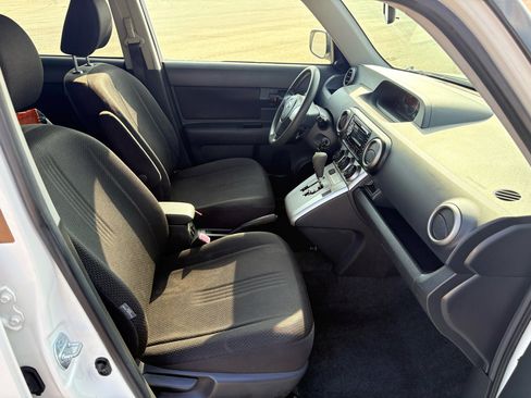 Used 2008 Scion xB image 16