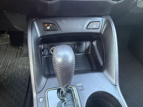 Used 2012 Hyundai Tucson Limited w/ Premium Pkg FWD image 18