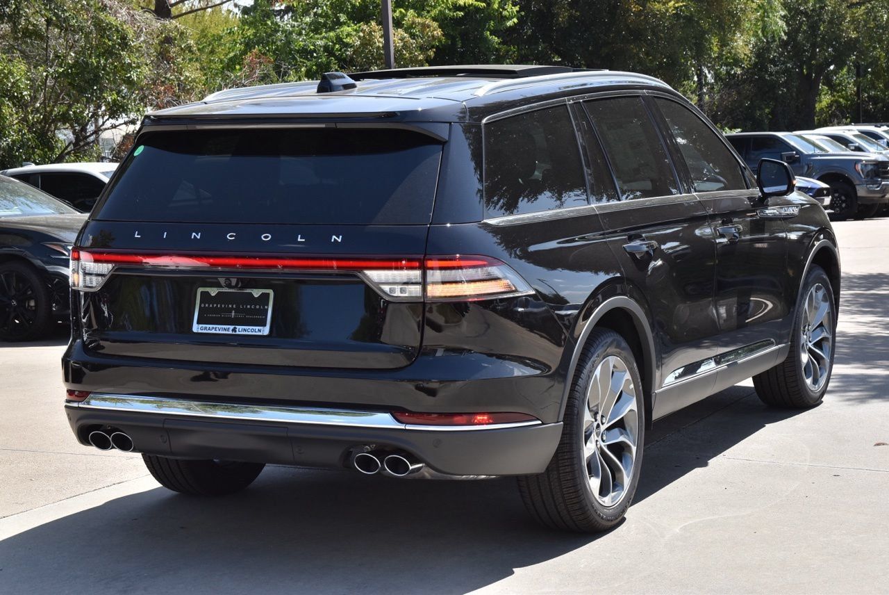 New 2026 Lincoln Aviator Reserve AWD/4WD image 7