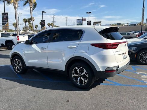 Used 2021 Kia Sportage LX AWD/4WD image 5