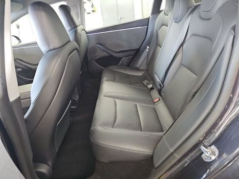Used 2025 Tesla Model 3 RWD image 16