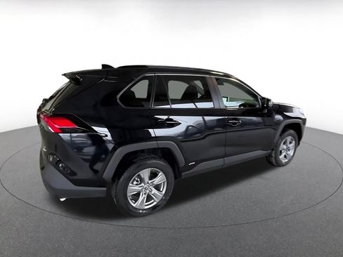 Used 2025 Toyota RAV4 LE image 13