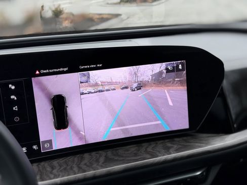 Certified 2025 Audi Q5 2.0T Premium w/ Convenience Package image 20