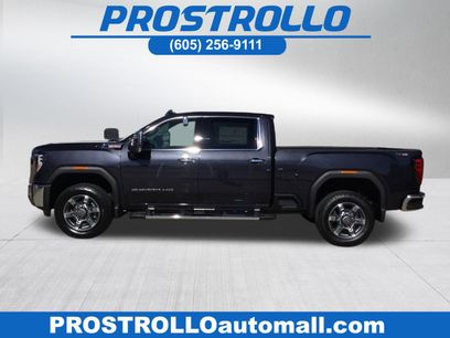 New 2026 GMC Sierra 3500 SLT w/ SLT Premium Package