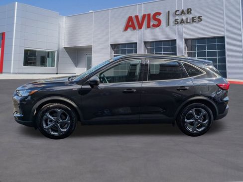 Used 2025 Ford Escape ST-Line image 10