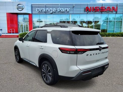 New 2026 Nissan Pathfinder Platinum AWD/4WD image 3