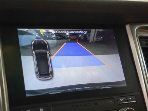 Used 2018 Porsche Macan Sport Edition image 30