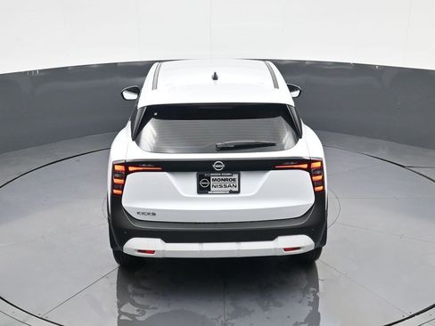 New 2026 Nissan Kicks S image 28