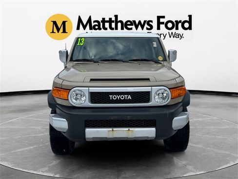 Used 2013 Toyota FJ Cruiser 4WD image 8