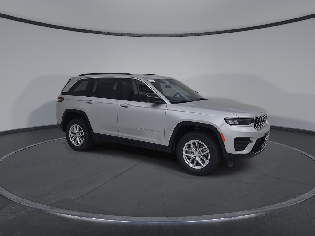 New 2026 Jeep Grand Cherokee Laredo X AWD/4WD image 2