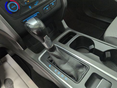 Used 2017 Ford Escape SE image 28