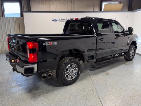 Used 2025 Ford F250 Lariat AWD/4WD image 35