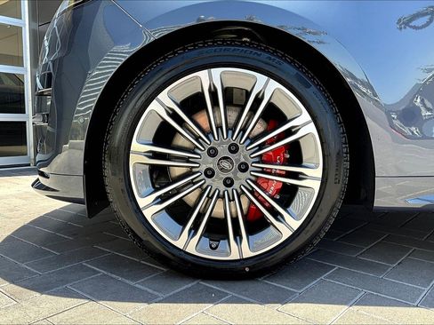 New 2025 Land Rover Range Rover Sport Dynamic SE image 12