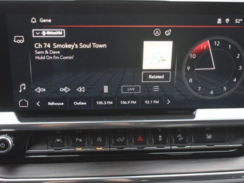 Used 2023 GMC Sierra 1500 SLT image 25