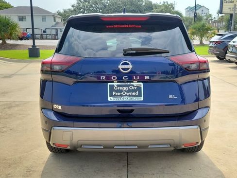 Used 2026 Nissan Rogue SL FWD image 11