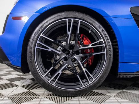 Used 2023 Audi R8 V10 performance image 38