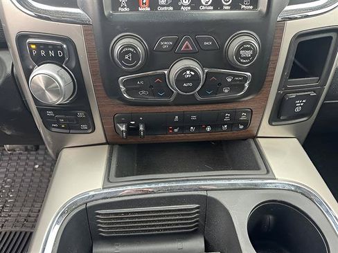 Used 2017 RAM 1500 Laramie w/ Convenience Group AWD/4WD image 14