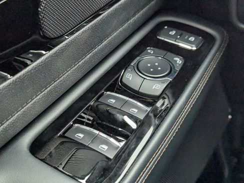 New 2026 Lincoln Aviator AWD w/ Jet Appearance Package image 23