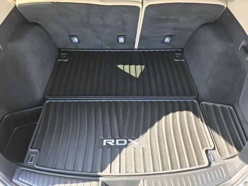 Used 2023 Acura RDX FWD w/ Technology Package image 27