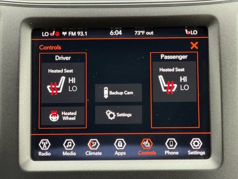 Used 2020 Jeep Cherokee Trailhawk w/ Cold Weather Group AWD/4WD image 13
