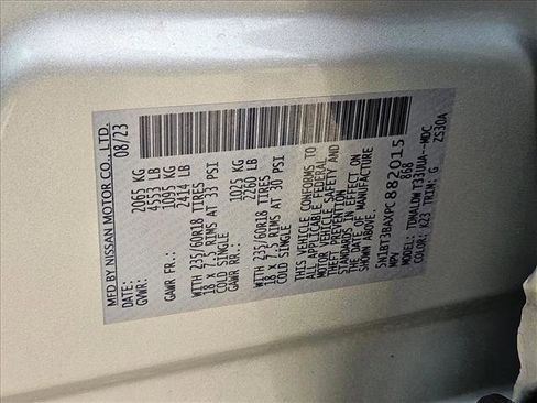 Used 2023 Nissan Rogue SV image 26