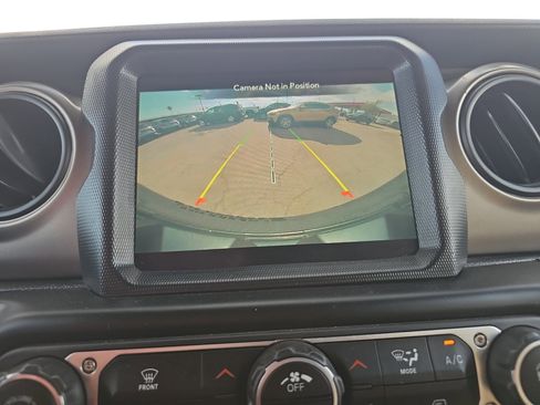 Used 2021 Jeep Wrangler Unlimited Sport AWD/4WD image 21